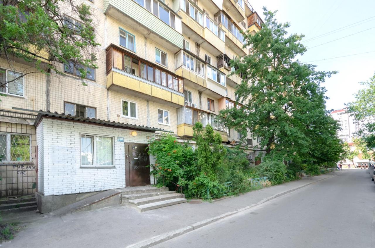 Artal Apartment On Obolonskyi Avenue 16 基輔 外观 照片