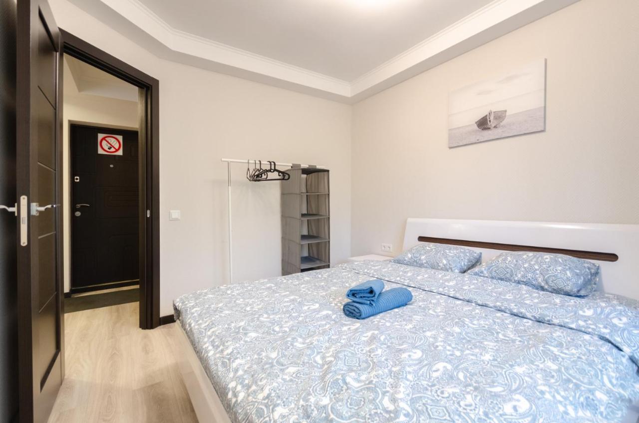 Artal Apartment On Obolonskyi Avenue 16 基輔 外观 照片