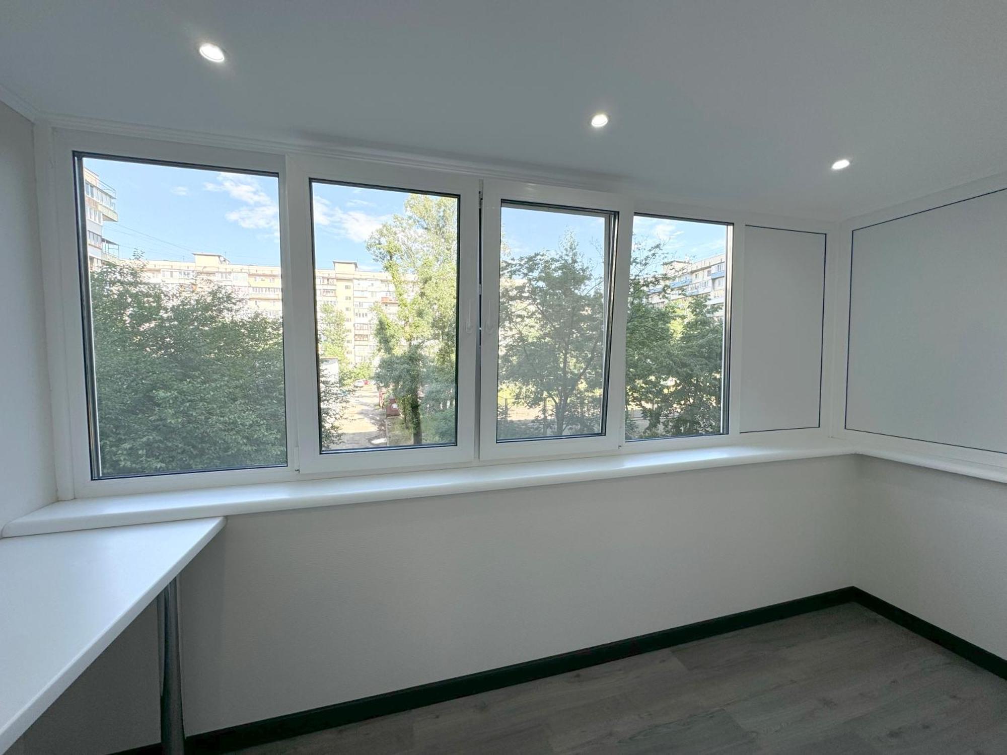 Artal Apartment On Obolonskyi Avenue 16 基輔 外观 照片