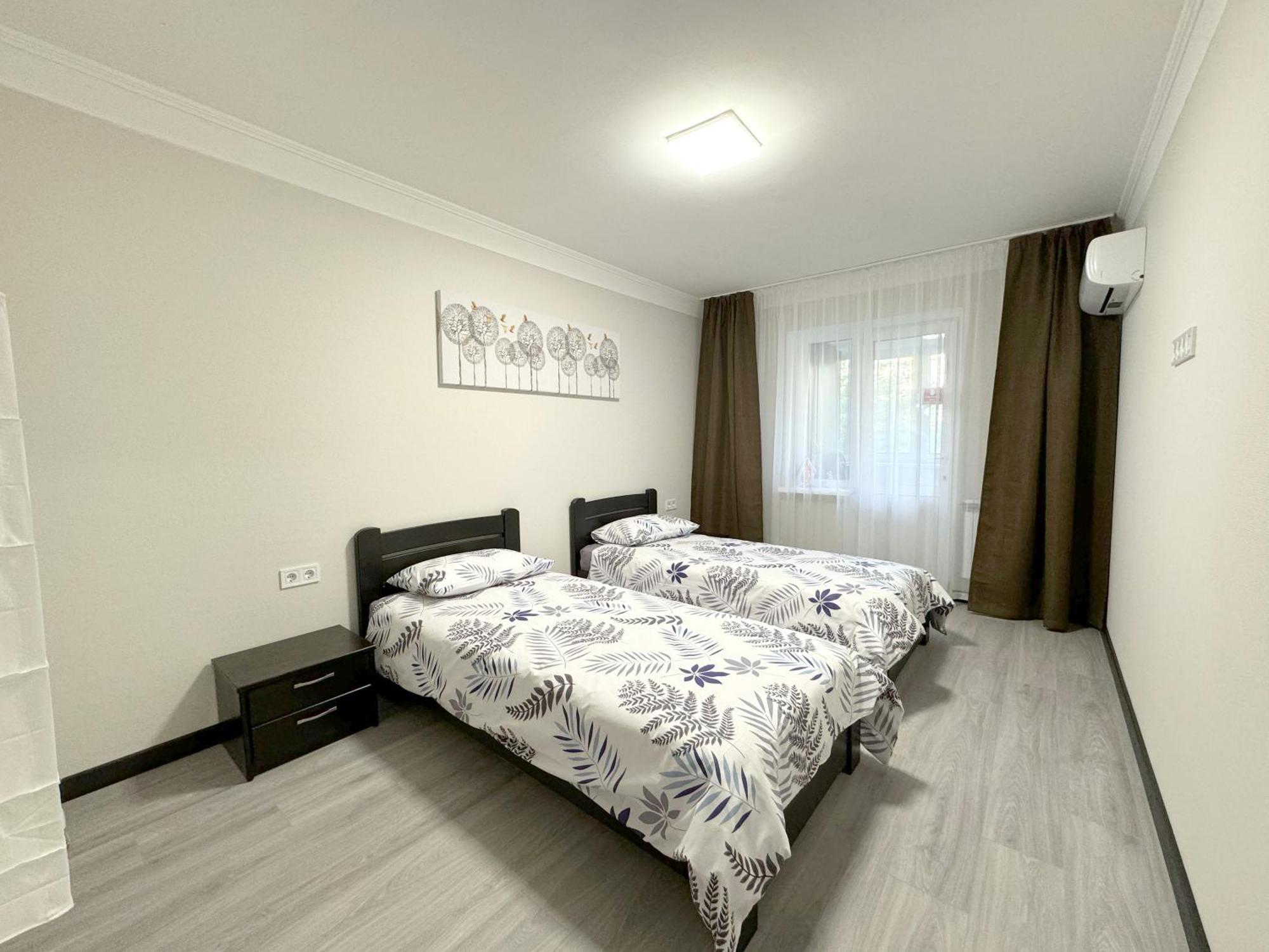 Artal Apartment On Obolonskyi Avenue 16 基輔 外观 照片